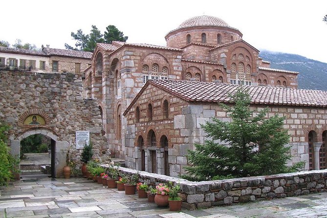 Delphi & Meteora Two (2) days Tour - Meteora and three monasteries on the rock pillars