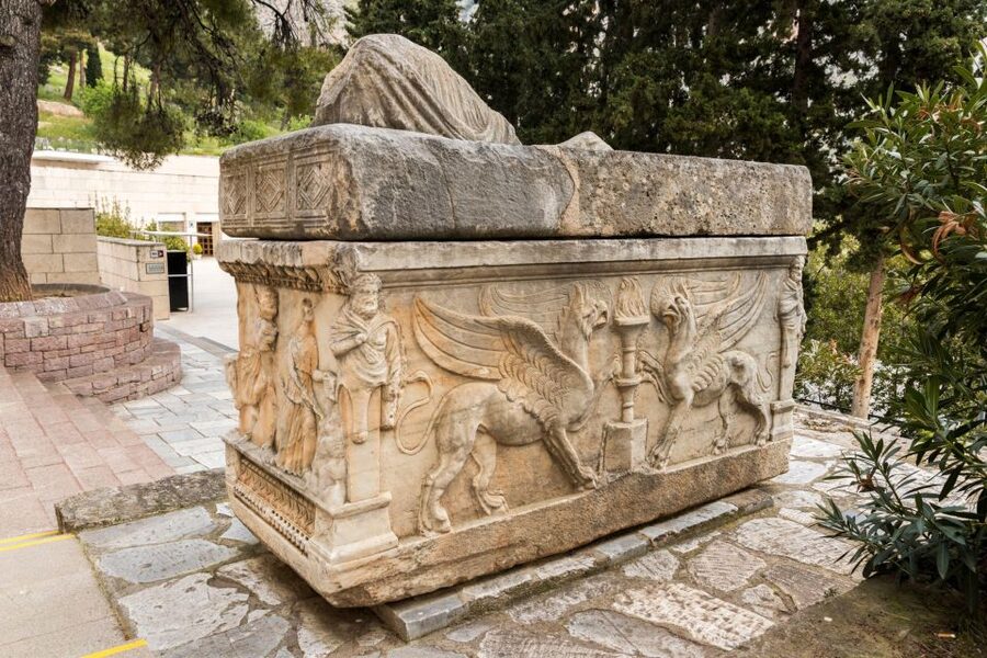 Delphi Small-Group Day Trip From Athens - The minivan ride from Athens to Delphi