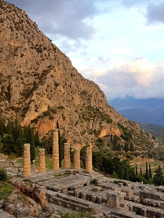 Delphi & Thermopylae Full Day Private Tour from Athens - Lunch with a view over Central Greece
