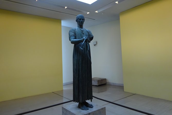 Delphi with Professional English Guide and Transportation - Exploring Delphi Ancient Town and the Oracle site