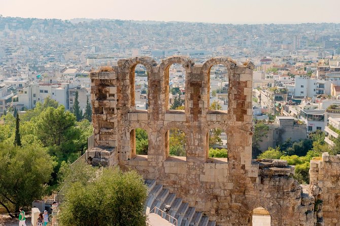 Essential Athens Highlights Plus Cape Sounion Skip-The-Line Tour - What the driver does, and what a guide adds