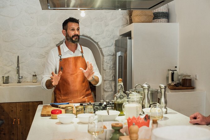 Exclusive Cooking Experience in our Cave Home by Petra Kouzina - The group size and social atmosphere