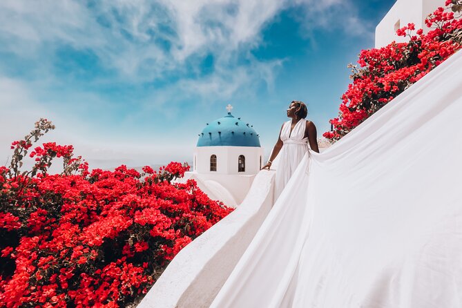 Exclusive Santorini Flying Dress Photoshoot with Pickup - Choosing from 120 dresses