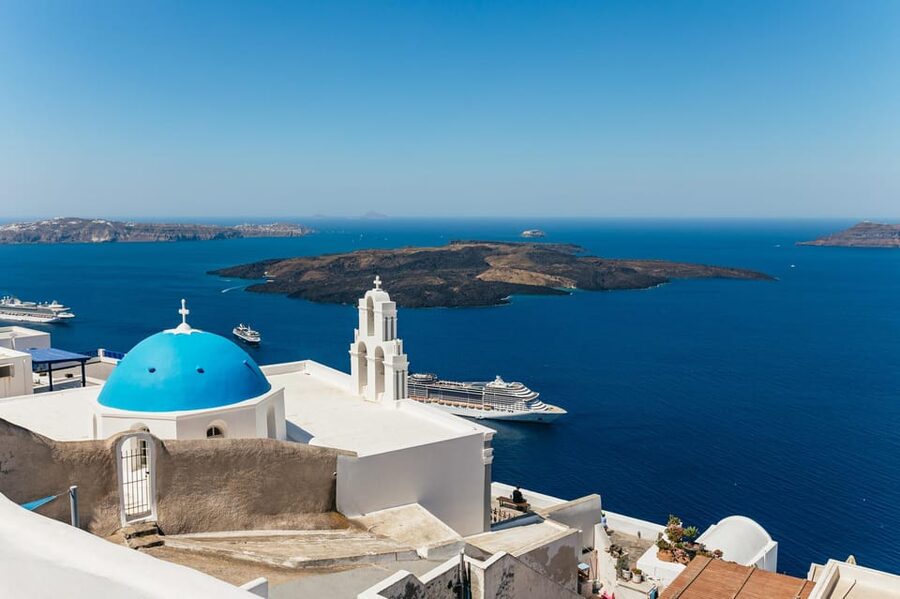 Fira: Guided Foodie Walking Tour with Tastings - Why booking early in your stay helps