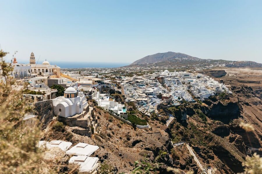 Fira: Guided Foodie Walking Tour with Tastings - Along the caldera path toward Fira