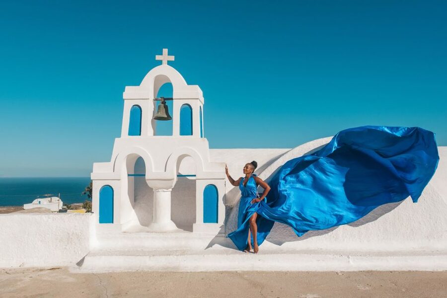 Flying Dress Santorini Photoshoot - Who should book this experience?