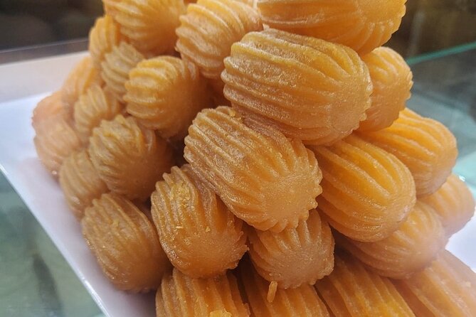 Food Tour in Mykonos - Famous Tastings - A food-first way to get your bearings in Mykonos Town