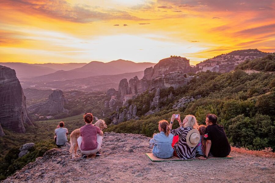 From Athens: 3 Days in Meteora & Delphi with Tours & Hotel - The sunset visit to Meteora