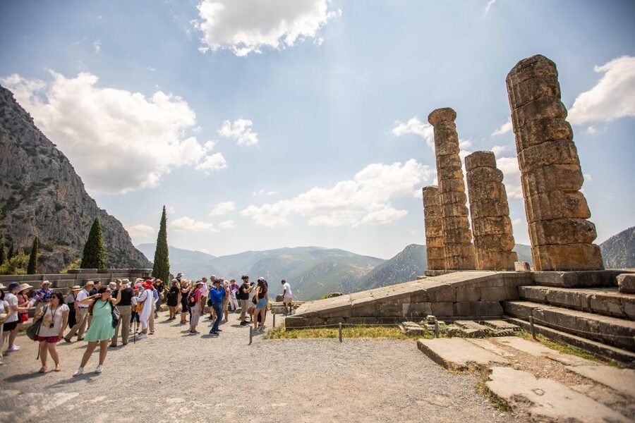 From Athens: Explore Ancient Greece 4-Day Tour - Day two: Olympia and the road to Delphi