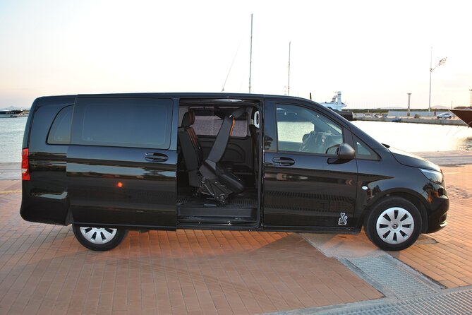 From Athens Intl. Airport to Athens centre - Finding your driver at Athens Airport