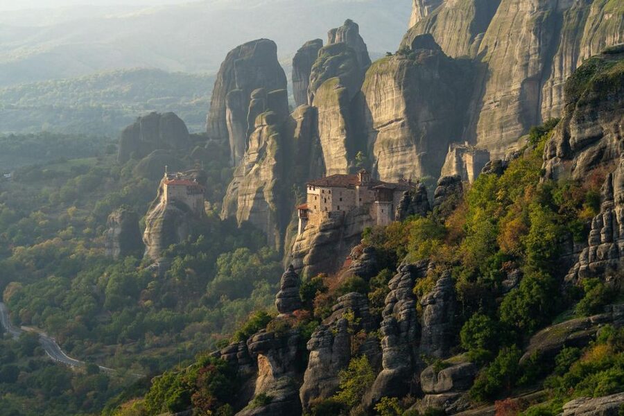 From Athens: Meteora Train Trip with Overnight Stay - The early start from Athens