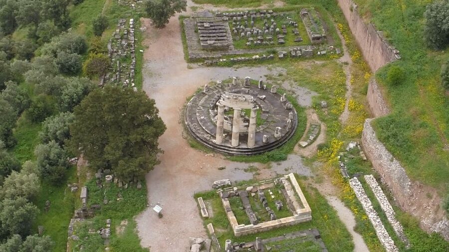 From Athens: Private Delphi and Thermopylae Guided Day Trip - Practical details before you go