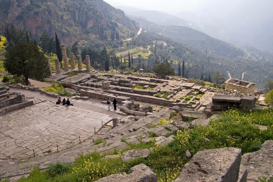 From Athens: Temple of Apollo and Oracle Delphi Day Trip - What the Delphi Museum Adds