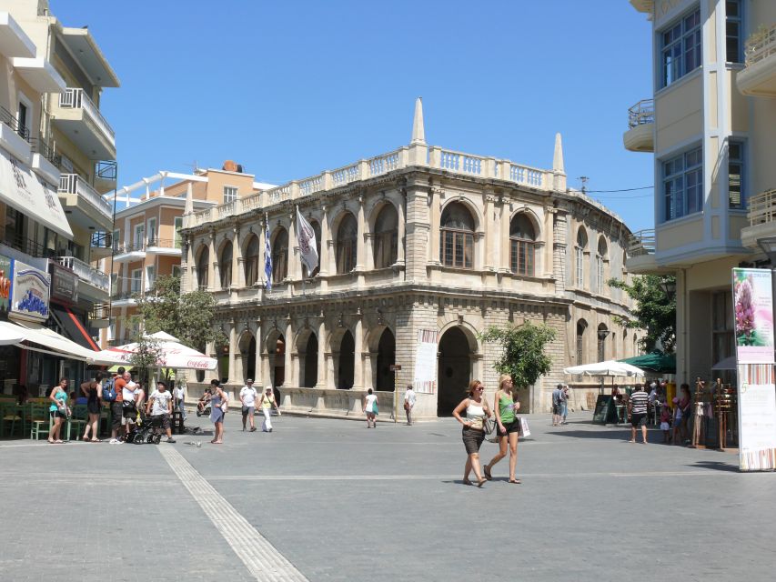 From Chania: Full-Day Heraklion Highlights Guided Tour - Entering the Palace of Knossos