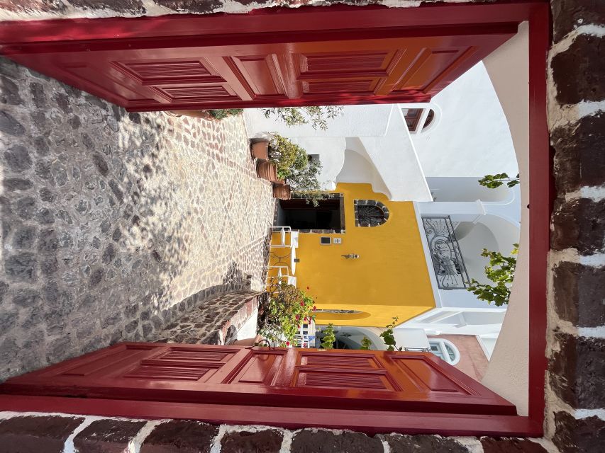 From Chania: Full-Day Trip to Santorini - Oia gives you the classic Santorini view