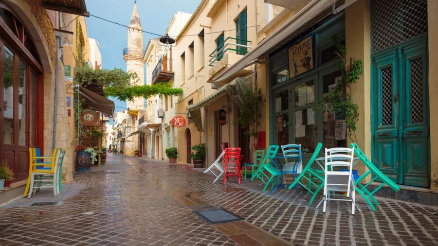 From Heraklion: Chania Town, Kournas Lake, and Rethymno Tour - Transport, guides, and the real length of the day