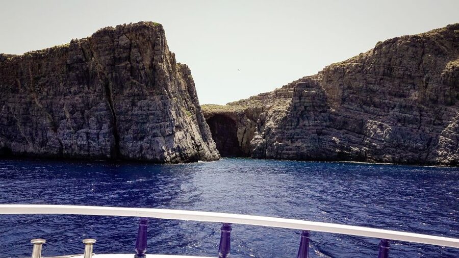 From Heraklion: Elounda, Kolokitha, and Spinalonga Boat Trip - Fruit, Salad, and Drinks on Board