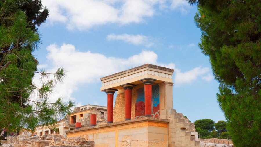 From Heraklion: Historical Center City Tour & Knossos Palace - Two and a half hours to choose your own Heraklion