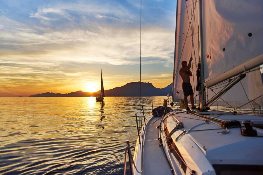 From Heraklion: Sunset Cruise to Dia Island - The sail to Dia Island