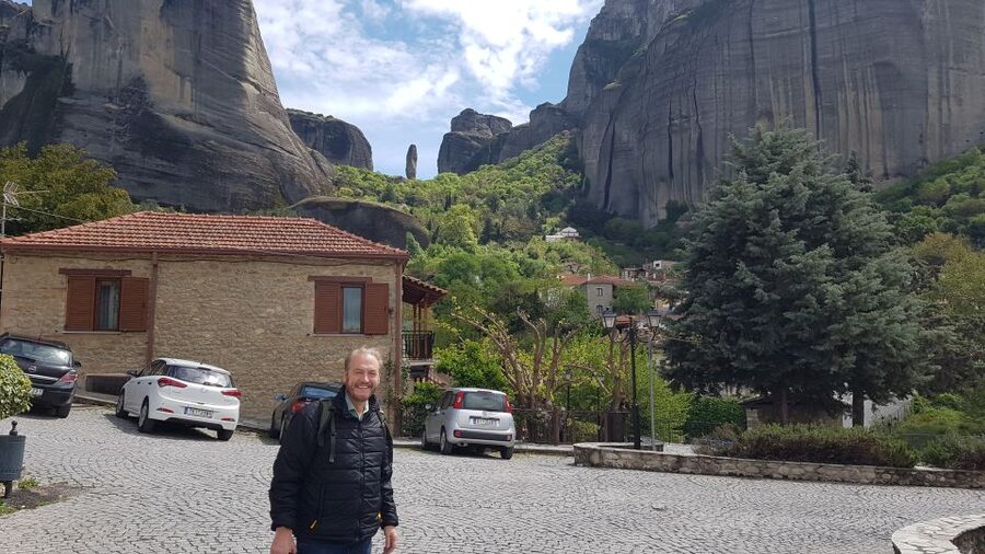 From Kalambaka or Kastraki: Midday Meteora Tour - Entering three monasteries on your own