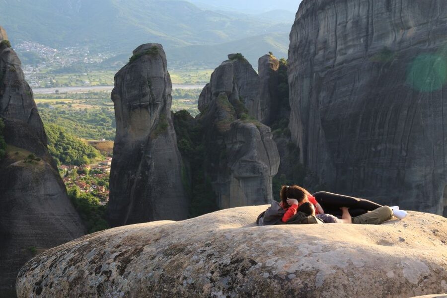 From Kalambaka or Kastraki: Midday Meteora Tour - Viewpoints that make the minivan worthwhile