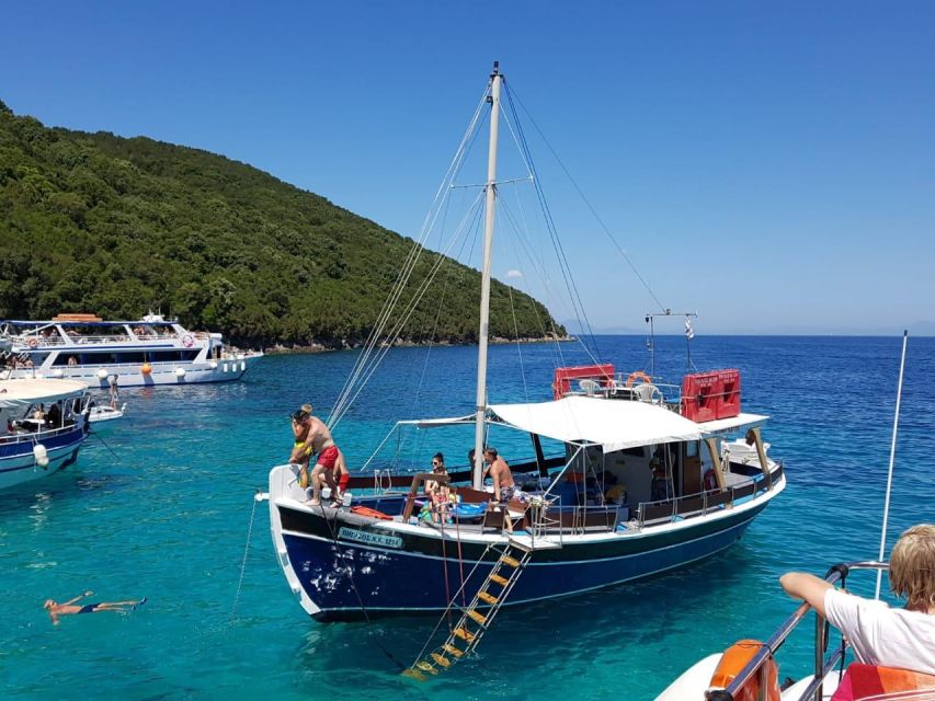 From Lefkimmi: Boat Trip to Sivota & Blue Lagoon - Leaving Lefkimmi on a traditional Greek kaiki