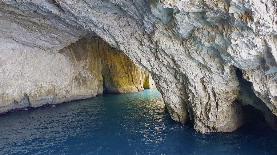 From Lefkimmi: Paxos, Antipaxos & Blue Caves Boat Tour - Should you book the Paxos and Antipaxos boat tour?