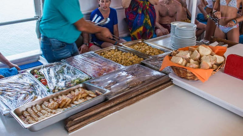 From Naxos: Koufonisia Boat Cruise and Rina's Cave w/ Lunch - Ano Koufonisi gives you two hours to choose your own pace