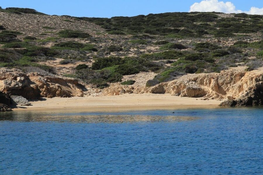 From Paros: Antiparos and Despotiko Full-Day Swim Cruise - Caves, rocks, and optional cliff jumping