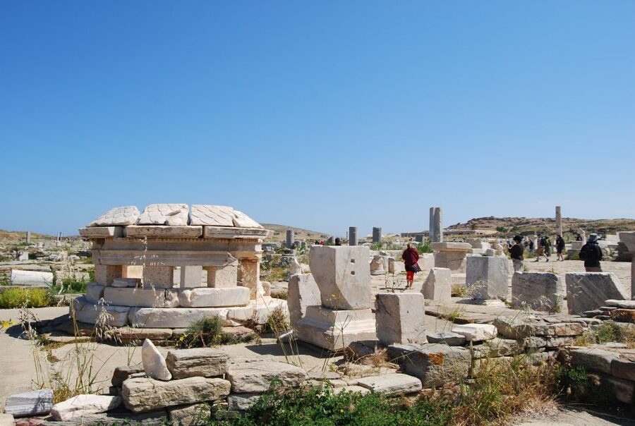 From Paros: Delos and Mykonos Full-Day Boat Trip - Why Delos deserves the first half of your day