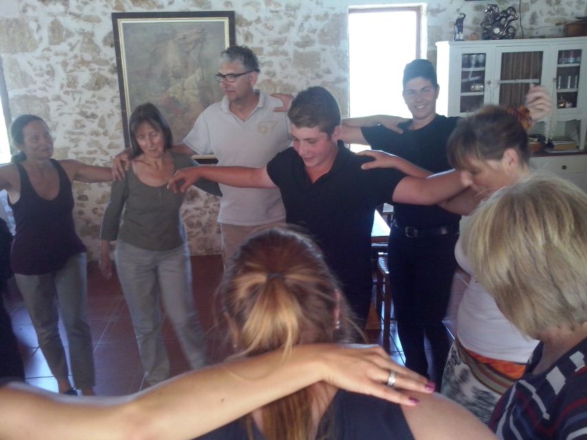 From Rethymno: Arkadi, Melidoni, and Margarites Tour - Guides, drivers, and the group-tour rhythm