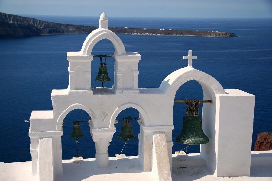 From Rethymno: Santorini Guided Tour and Cruise from Crete - Fira: the better place to slow down