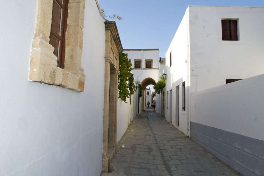 From Rhodes: Lindos Village and Acropolis Guided Tour - Key points to know before booking