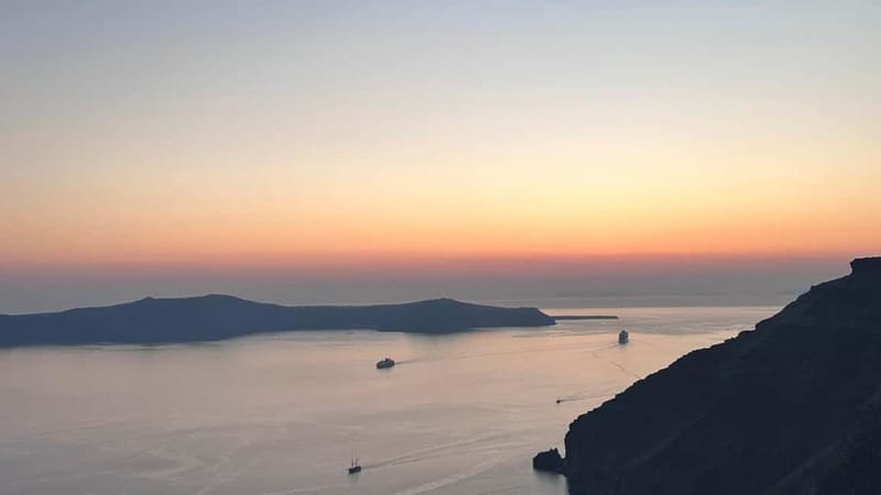 From Santorini: Volcano Cruise With Oia Sunset - What the $67 Santorini cruise actually covers