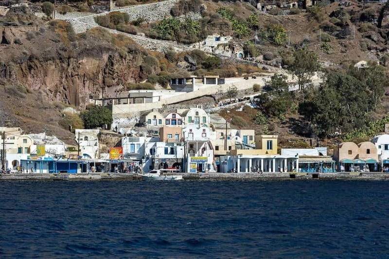 From Santorini: Volcano Cruise With Oia Sunset - What the guide and transport are like