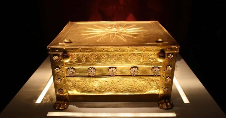 From Thessaloniki: Aigai Royal Tombs & Pella Museum Day Trip - Should you book it?