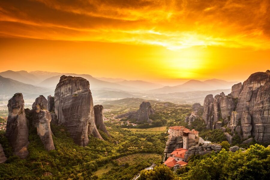 From Thessaloniki: Full Day Trip to Meteora - Inside two monasteries: frescoes, icons, and dress rules