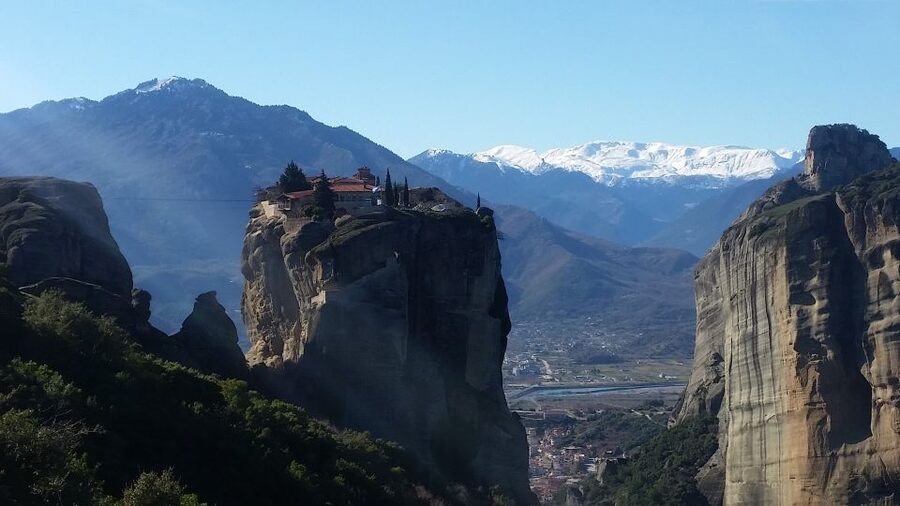 From Thessaloniki: Meteora Small Group Day Trip - Why Meteora is worth a full day from Thessaloniki
