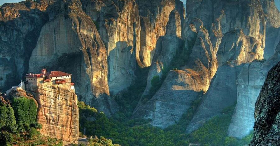 From Thessaloniki: Meteora Small Group Day Trip - Viewpoints above the Thessaly plain