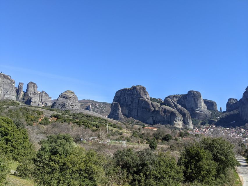 From Thessaloniki: Meteora Small Group Day Trip - Leaving Thessaloniki early in the morning