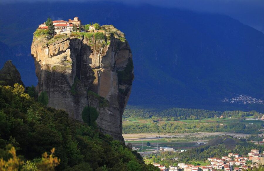 From Thessaloniki: Private Day Trip to Meteora with Transfer - Why Meteora makes the long drive worthwhile
