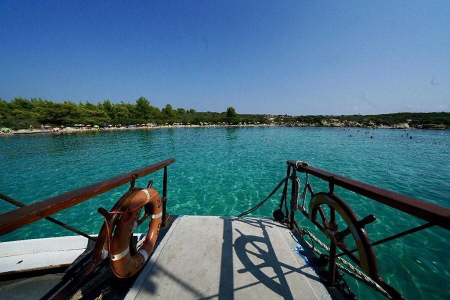 Halkidiki: Blue Lagoon Cruise on a Pirate's Boat - Setting out from Ormos Panagias on Menia Maria III