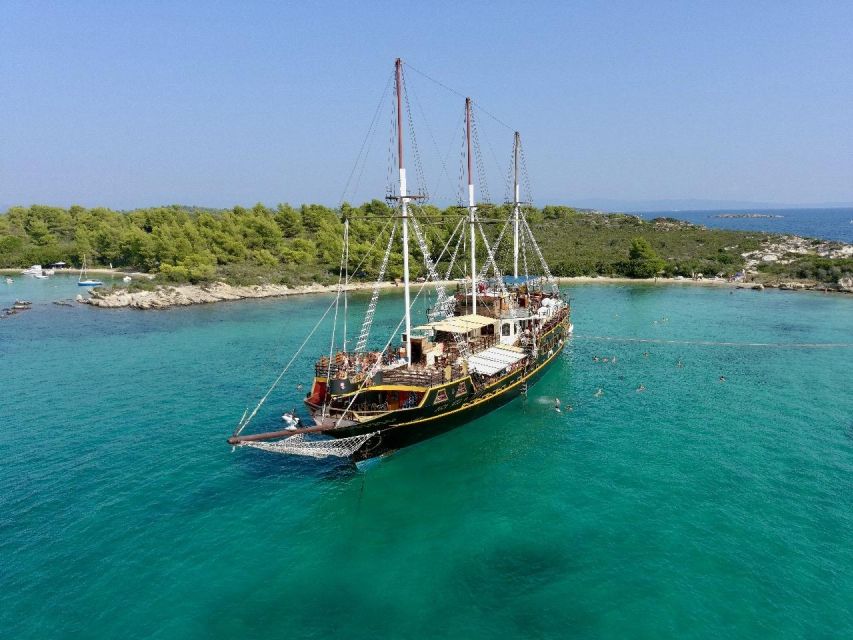 Halkidiki: Blue Lagoon Cruise on a Pirate's Boat - Sithonia beaches and the value of a flexible route