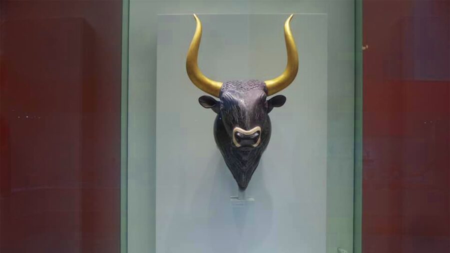 Heraklion Archaeological Museum Ticket & Audio Guide - Why this museum matters in Heraklion