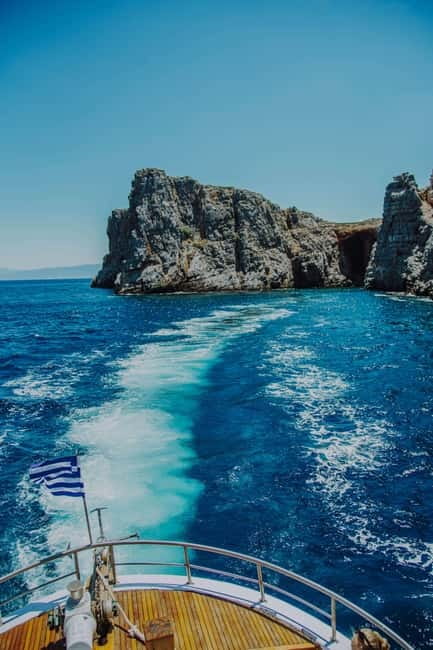 Heraklion Areas : Elounda Boat Trip -The Authentic - Passing Barbarossa Cave near Elounda