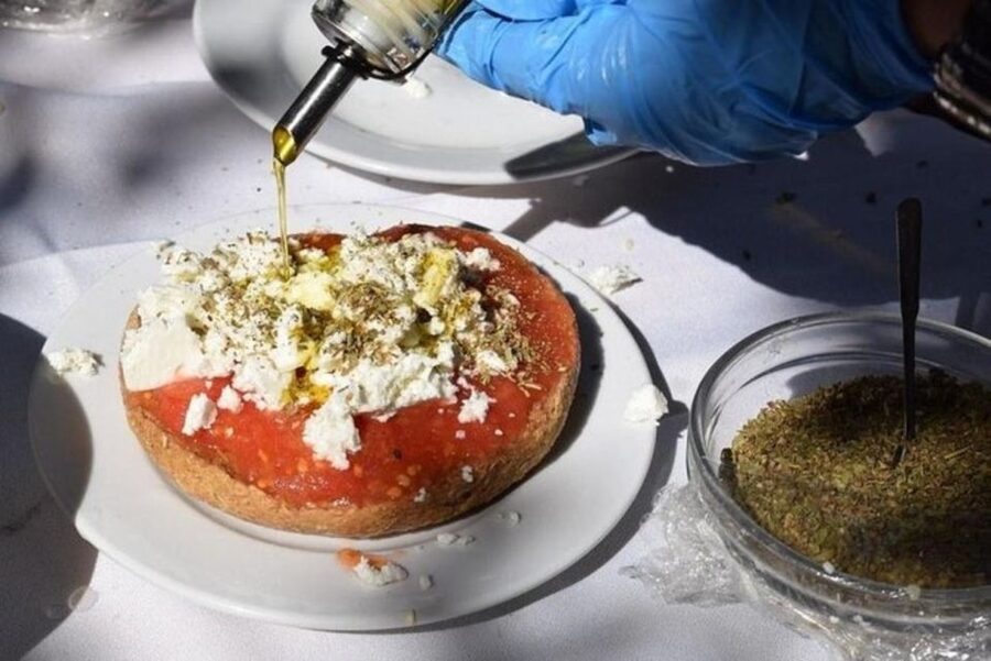 Heraklion: Cretan Cooking Lesson with Lunch in Arolithos - Food Preparation Versus Cooking