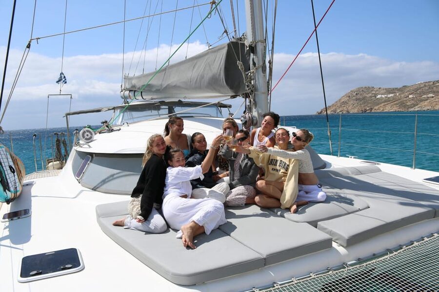 Heraklion: Dia Island Luxury Catamaran Cruise with Meal - Leaving Heraklion from the Old Venetian Harbor