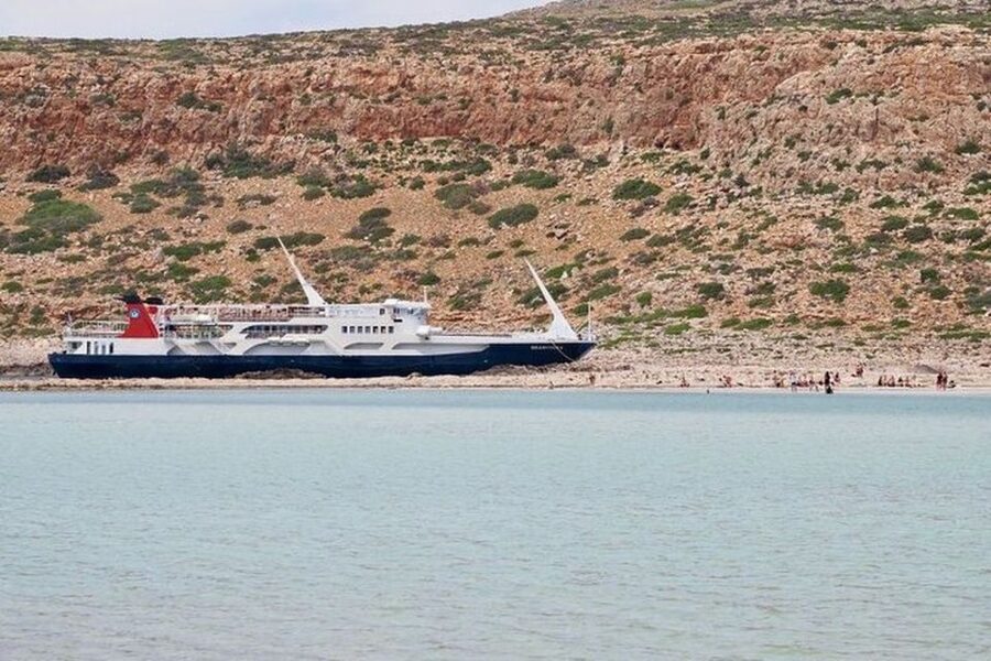 Heraklion: Gramvousa Island Day Trip & Balos Beach - Kissamos Port and the boat to Gramvousa