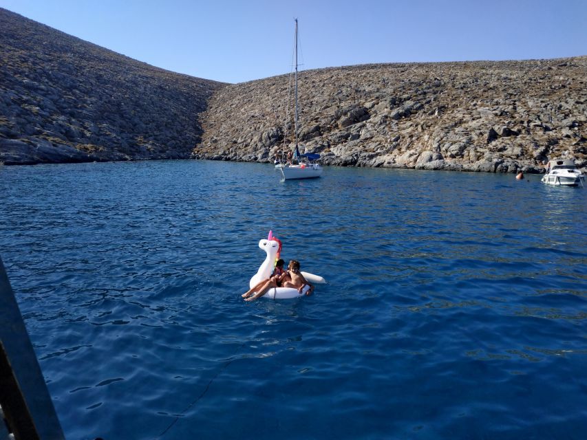 Heraklion: Nature Reserve Dia Island Full-Day Cruise & Lunch - Lunch with a view of Dia