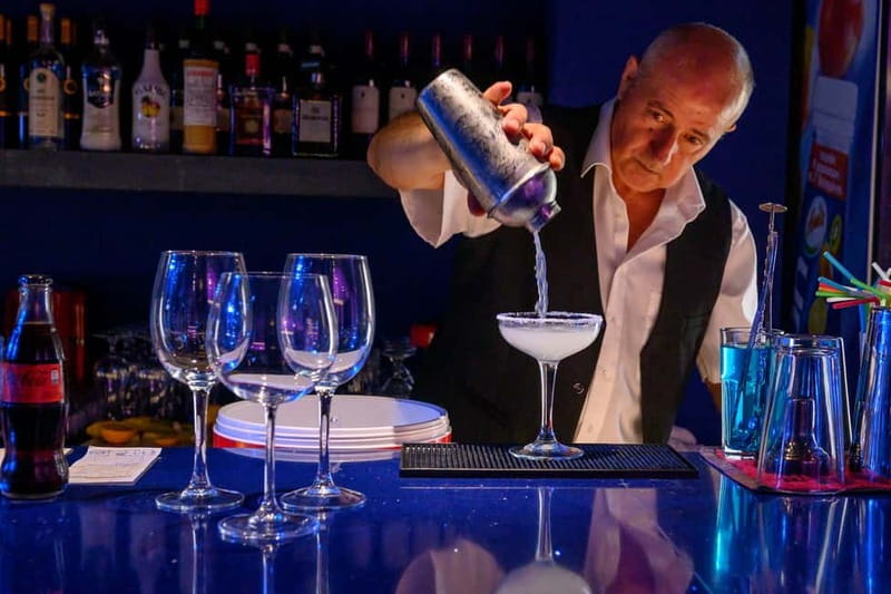 Hersonissos: Alar Spectacular Dinner Show - The dinner package and what it includes